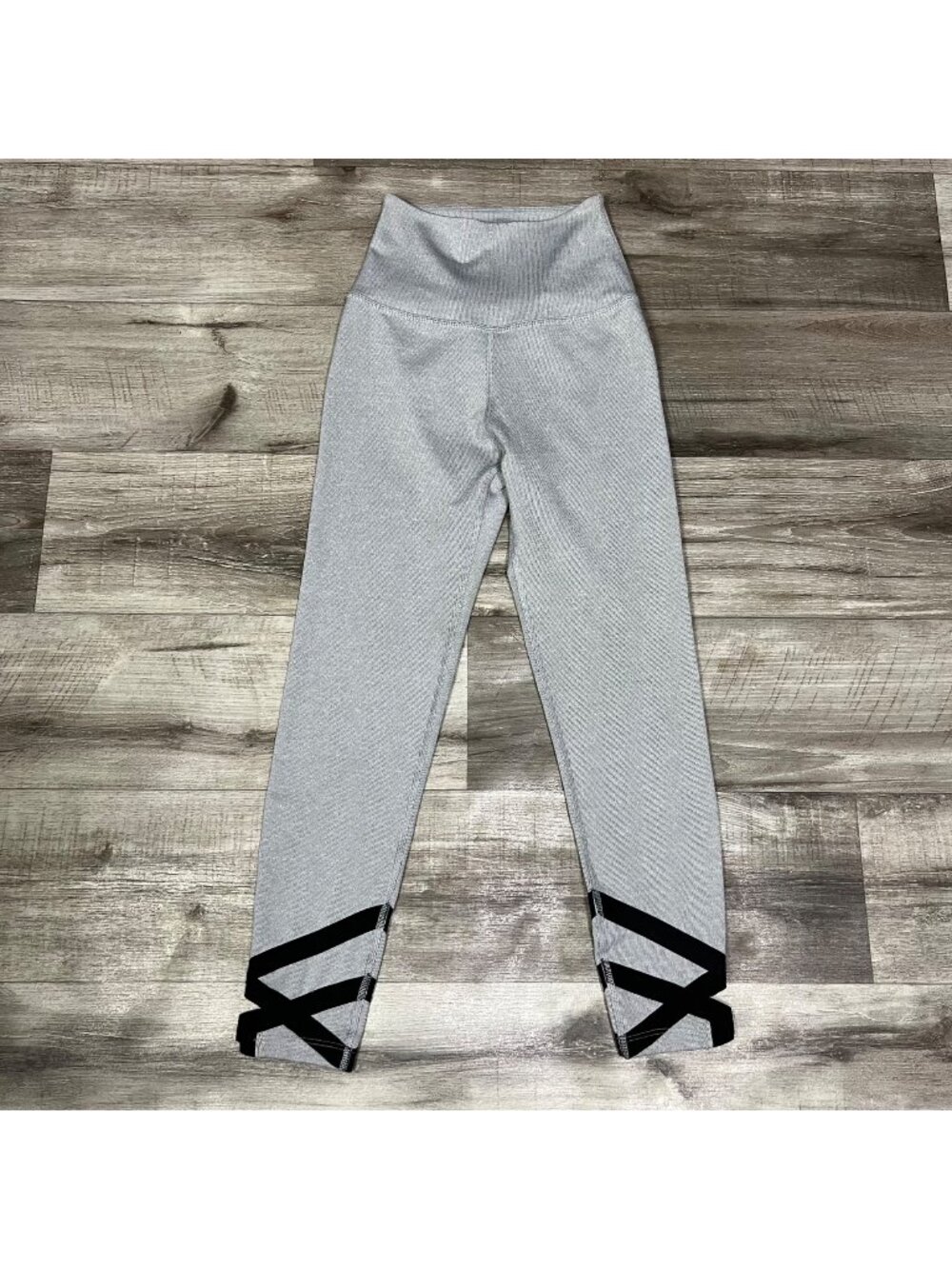 Beyond Yoga Athletic Overture Ballet Strappy Yoga Pants Grey Women’s Size S